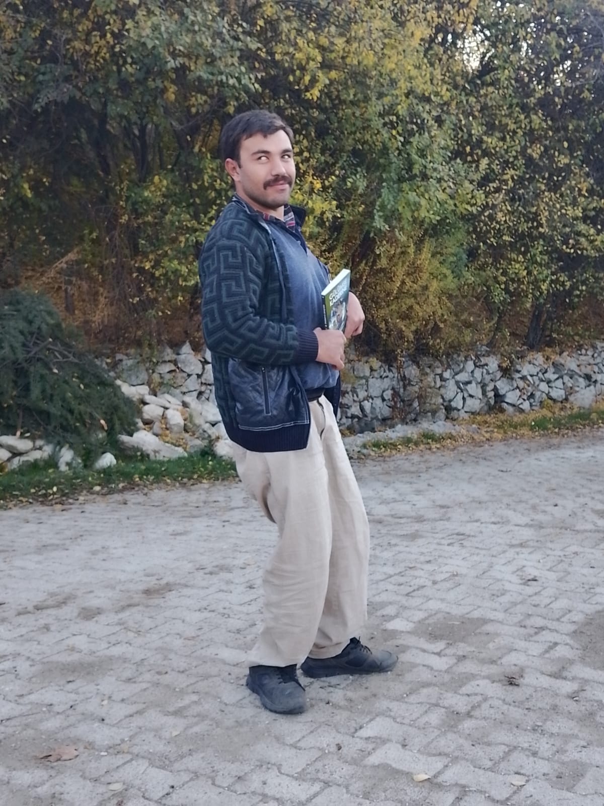 MAZİNİN İÇİNDEN
